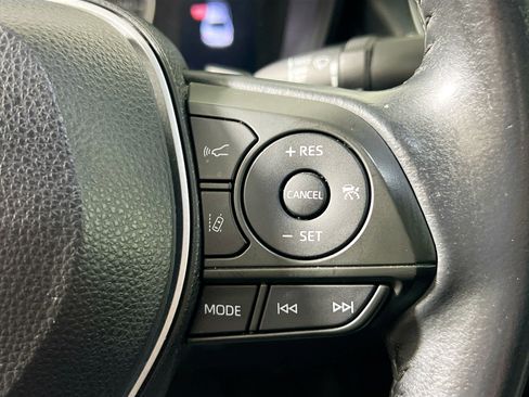 Used 2021 Toyota Corolla SE image 18