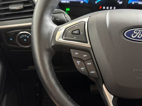 Used 2023 Ford Edge SEL AWD/4WD image 16