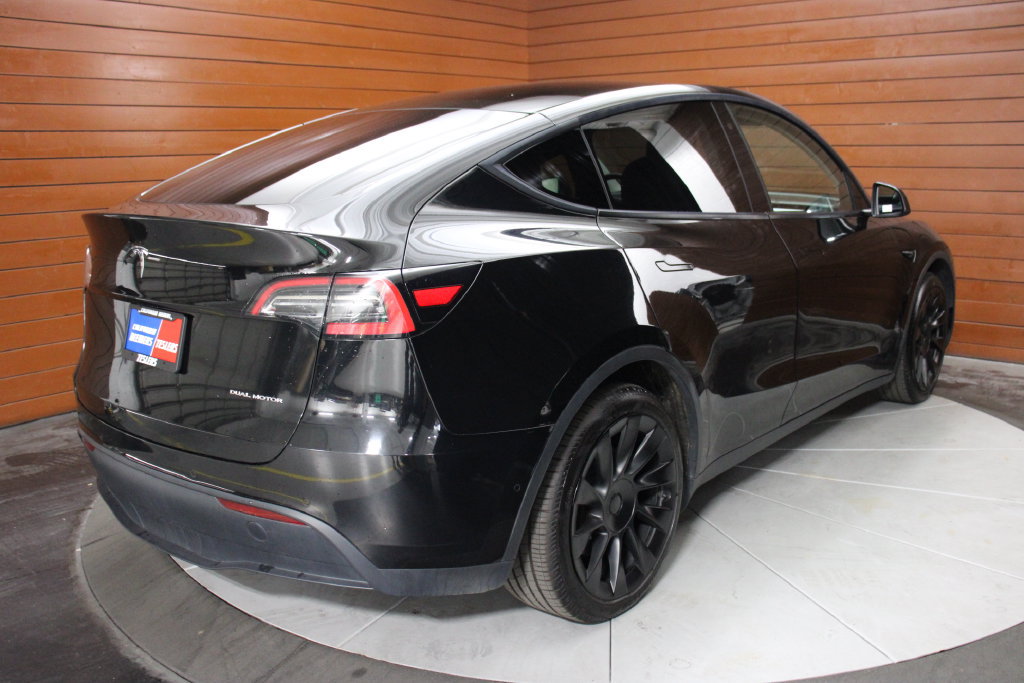 Used 2021 Tesla Model Y Long Range AWD/4WD image 7