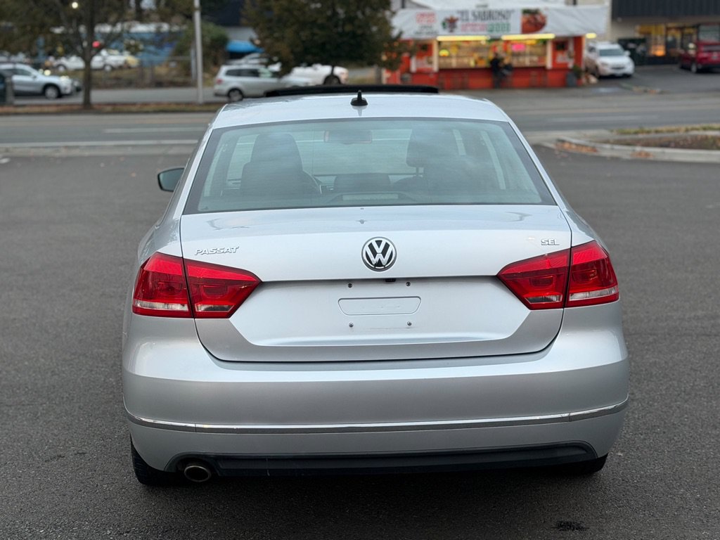 Used 2013 Volkswagen Passat 2.5 SEL Premium FWD image 8