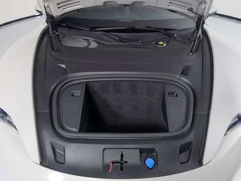 Certified 2023 Porsche Taycan 4S AWD/4WD image 45