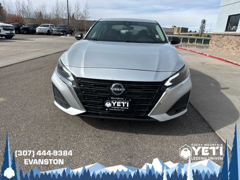 Used 2024 Nissan Altima 2.5 S image 8