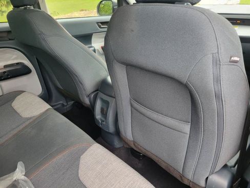 Used 2022 Ford Maverick XLT FWD image 38
