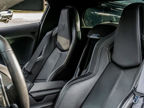 Used 2020 Chevrolet Corvette Stingray Coupe w/ 1LT image 27