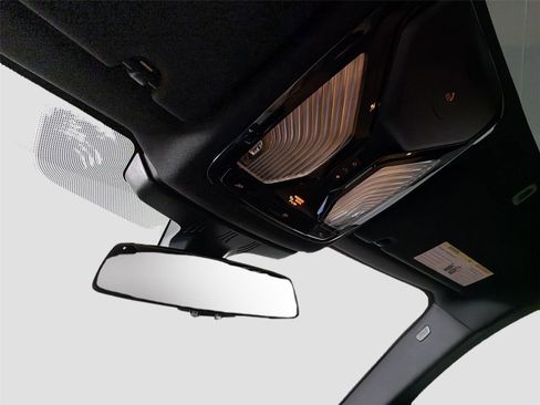 Used 2023 BMW 530i w/ M Sport Package RWD image 20