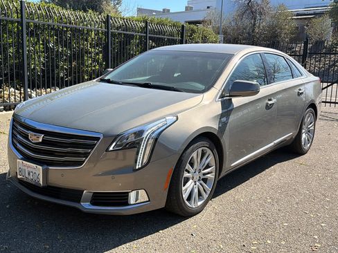Used 2019 Cadillac XTS Luxury image 1