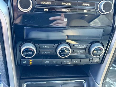 Used 2022 Subaru Ascent Limited w/ Popular Package #2A image 14