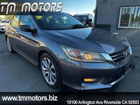 Used 2015 Honda Accord Sport image 17
