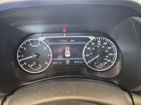 Certified 2025 Nissan Sentra SV FWD image 19