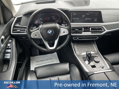 Used 2021 BMW X7 xDrive40i w/ Premium Package 2 image 2
