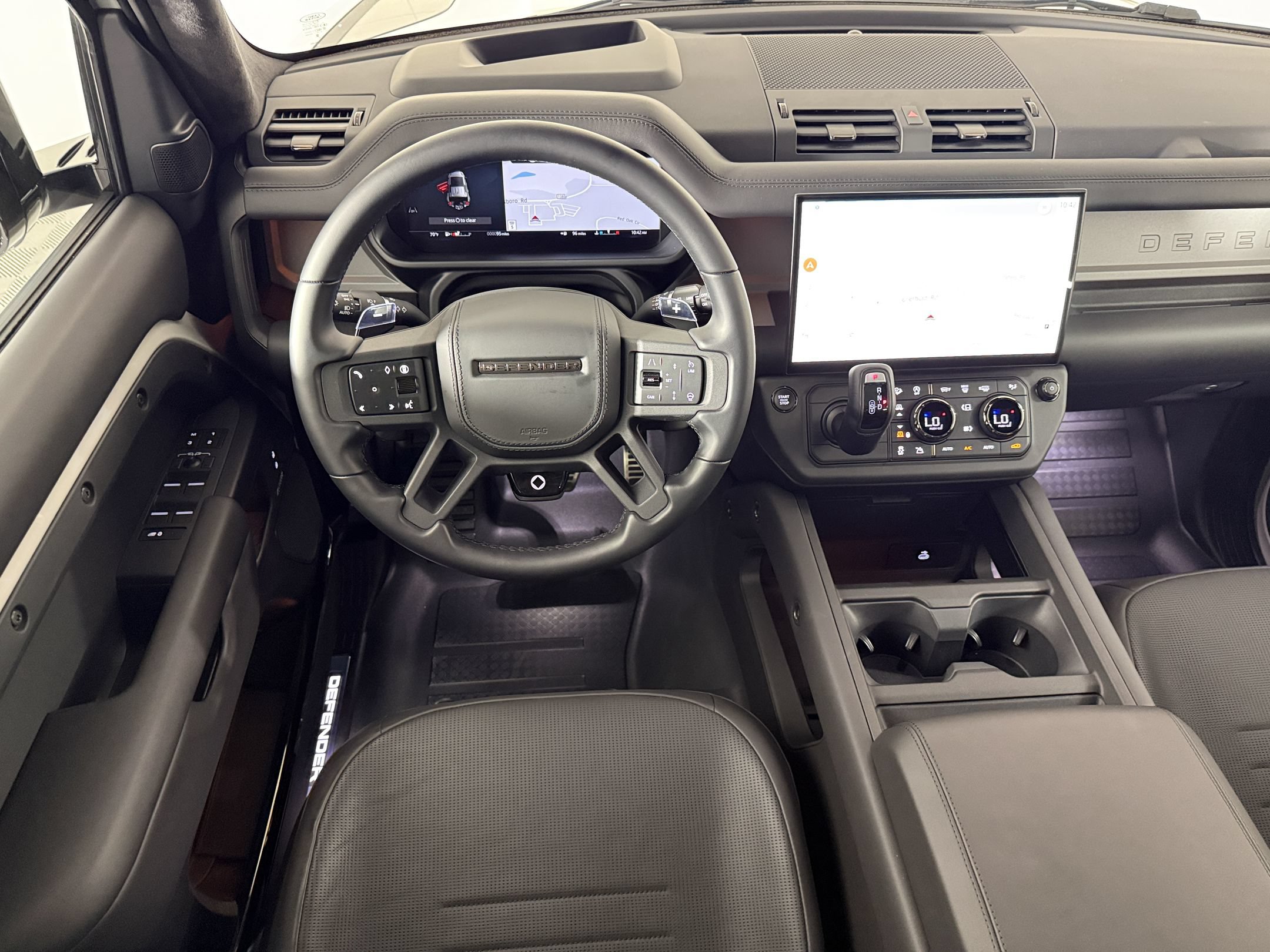 New 2026 Land Rover Defender 110 OCTA AWD/4WD image 41