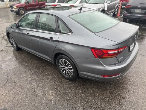 Used 2019 Volkswagen Jetta SE FWD image 33
