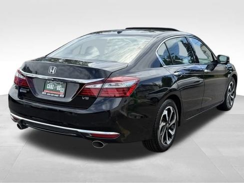 Used 2017 Honda Accord EX-L image 6