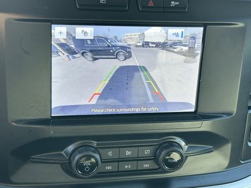 Used 2023 Ford F150 XLT image 5