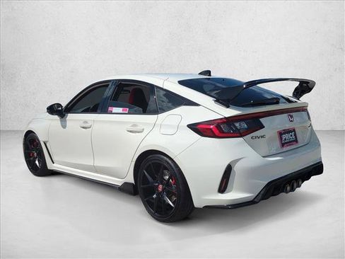 Used 2025 Honda Civic Type R image 8
