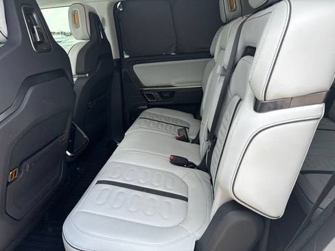 Used 2023 Rivian R1S Launch Edition AWD/4WD image 12