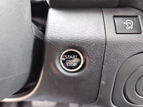 Used 2025 Nissan Frontier S RWD image 16