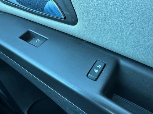 Used 2016 Chevrolet Cruze LT image 40