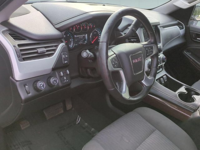 Used 2020 GMC Yukon SLE w/ SLE Value Package AWD/4WD image 11