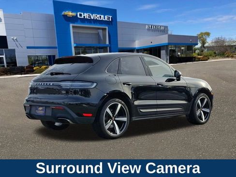 Used 2023 Porsche Macan image 7