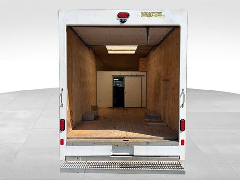 Used 2020 Chevrolet Express 3500 w/ Power Convenience Package RWD image 18