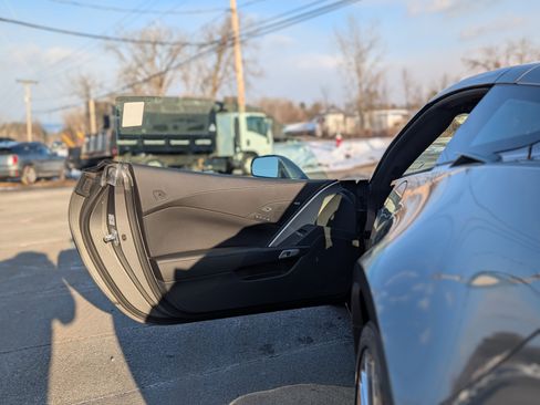 Used 2016 Chevrolet Corvette Z06 w/ 2LZ Preferred Equipment Group image 40