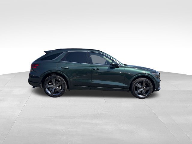Used 2022 Genesis GV70 3.5T Sport w/ Sport Prestige Package AWD/4WD image 6