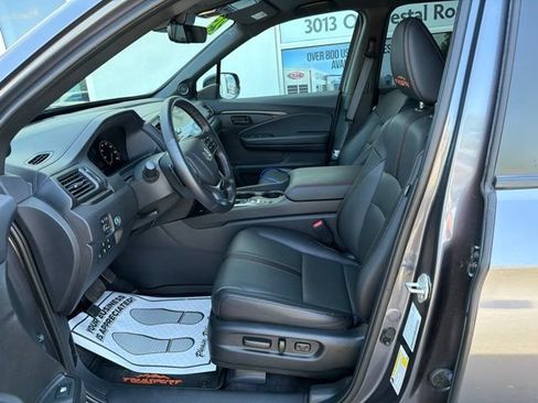 Used 2025 Honda Ridgeline TrailSport image 9