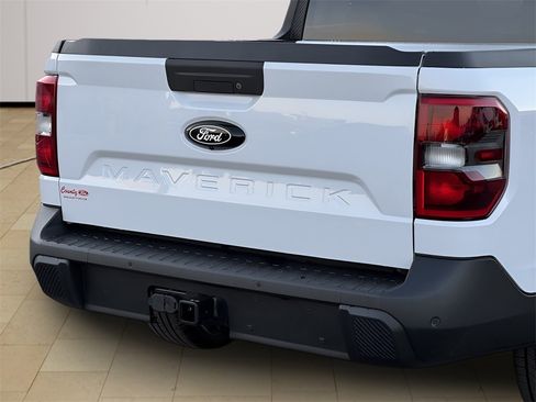 New 2025 Ford Maverick XLT w/ XLT Luxury Package image 41