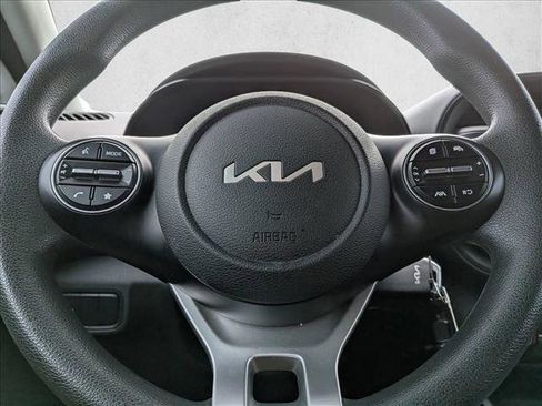 Used 2023 Kia Soul LX w/ Option Group 015 image 16