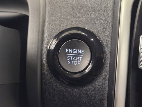 Certified 2025 Ford Expedition Active image 20