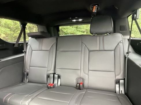New 2026 Chevrolet Suburban RST w/ Comfort Package AWD/4WD image 27
