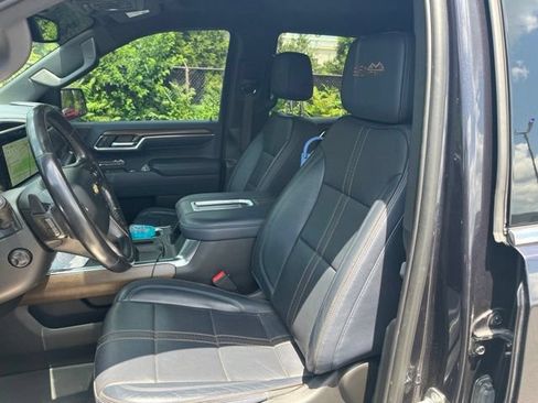 Used 2022 Chevrolet Silverado 1500 High Country AWD/4WD image 11