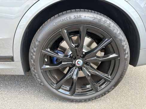 Certified 2023 BMW X7 M60i w/ Executive Package AWD/4WD image 10