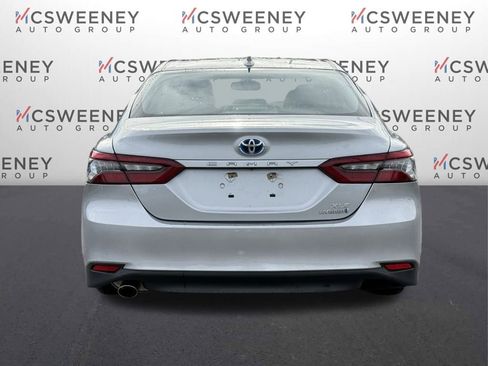 Used 2021 Toyota Camry XLE image 31