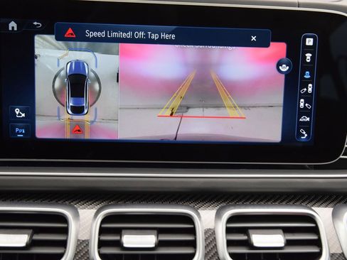 Certified 2024 Mercedes-Benz GLE 63 AMG S w/ Driver Assistance Package image 33