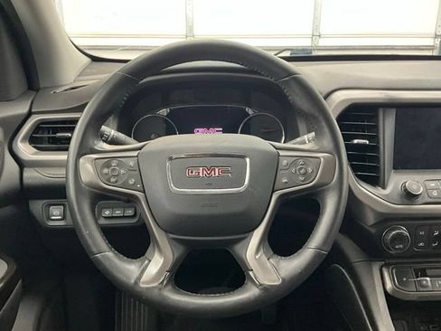 Used 2022 GMC Acadia AT4 w/ Technology Package AWD/4WD image 8
