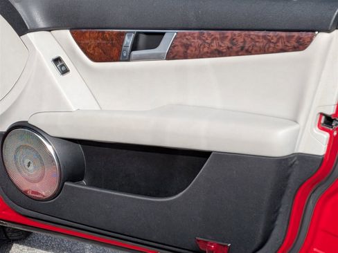 Used 2011 Mercedes-Benz C 350 Sport image 29