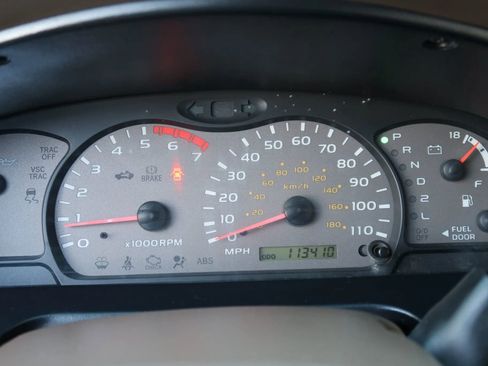 Used 2003 Toyota Sequoia SR5 image 17