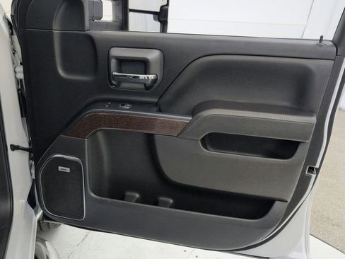 Used 2018 GMC Sierra 1500 SLT w/ Max Trailering Package image 38