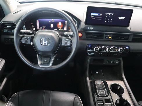 Used 2026 Honda Pilot Elite image 11