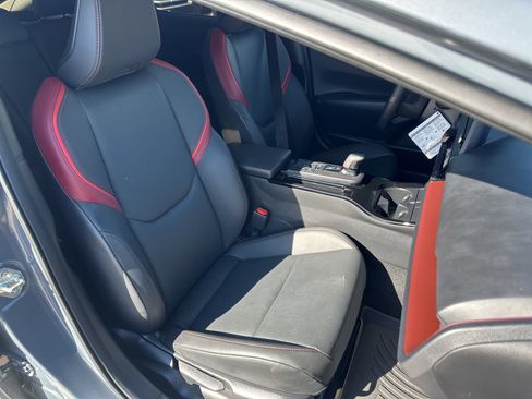 Used 2024 Toyota Prius Prime Premium FWD image 22