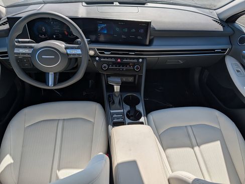 Used 2025 Hyundai Sonata SE image 14