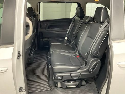 Certified 2025 Honda Odyssey Touring image 15