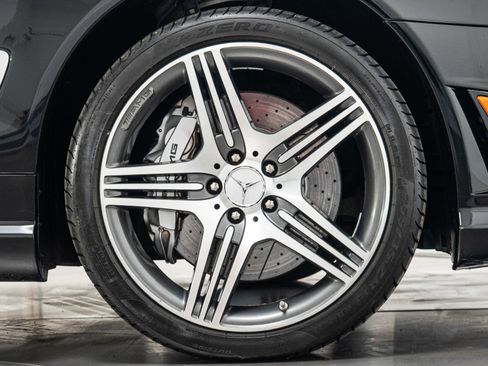 Used 2011 Mercedes-Benz SL 63 AMG image 43