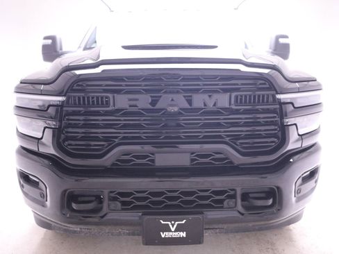 New 2025 RAM 3500 Laramie image 5