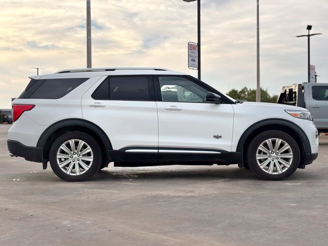 Used 2021 Ford Explorer King Ranch w/ Premium Technology Package AWD/4WD image 7