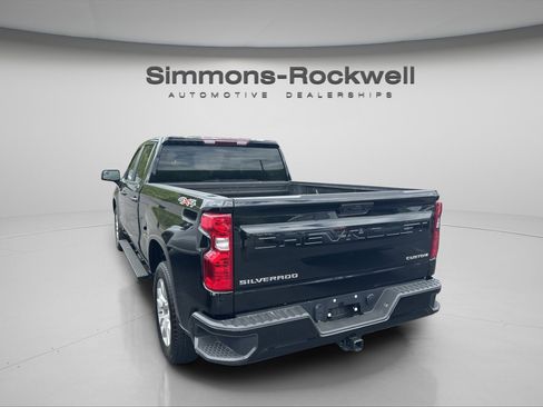 Used 2024 Chevrolet Silverado 1500 Custom AWD/4WD image 2
