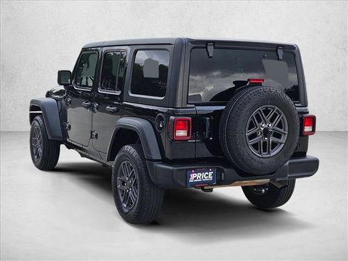 Used 2025 Jeep Wrangler Sport S image 8