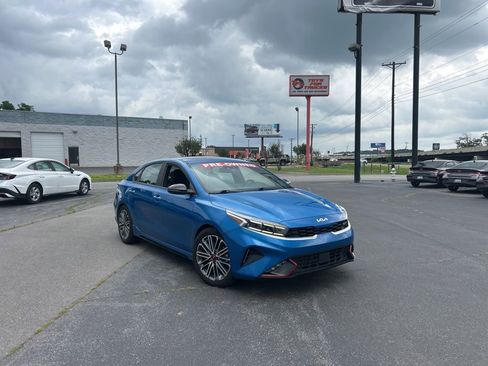 Used 2023 Kia Forte GT w/ GT2 Package FWD image 2
